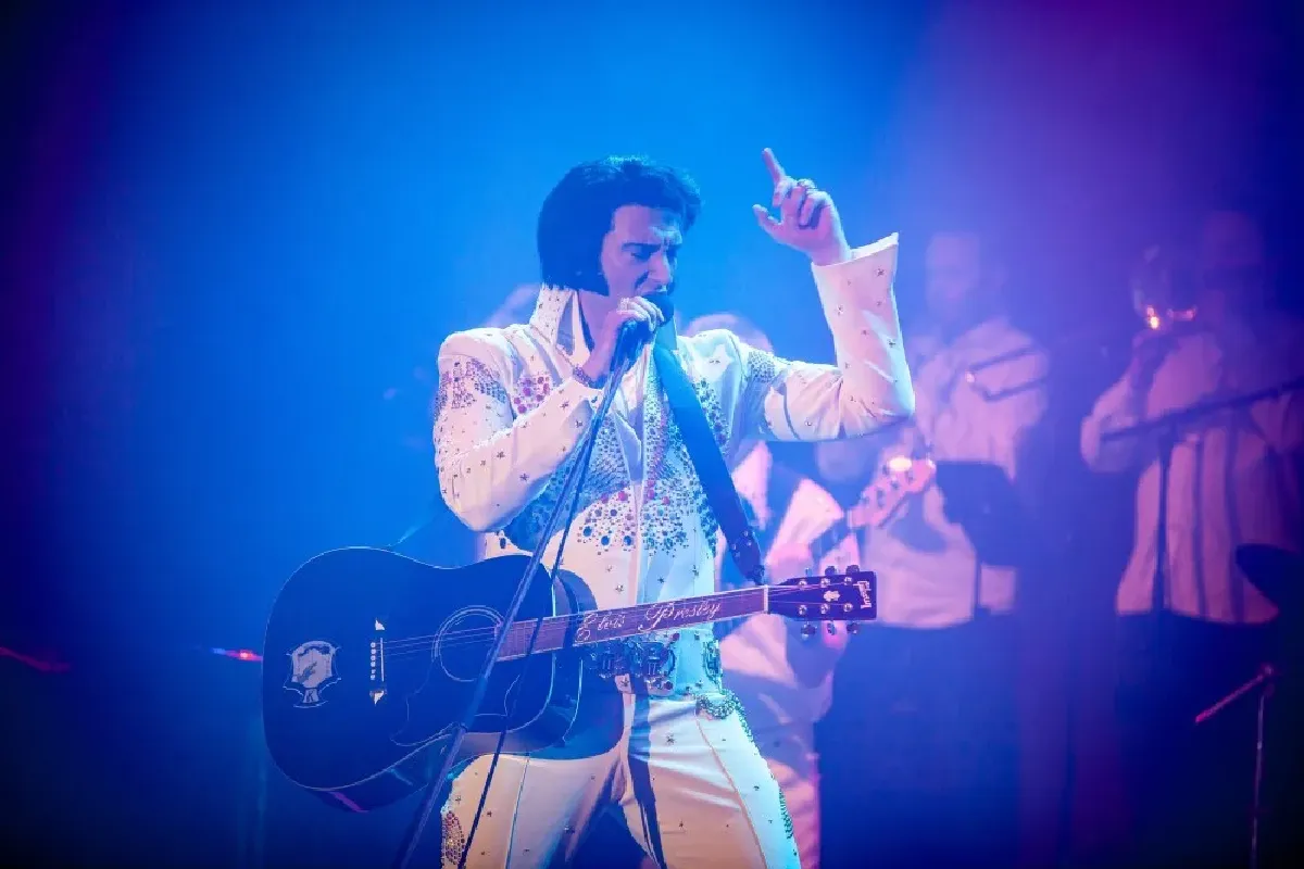 "Elvis on my mind" - Brian Troy
