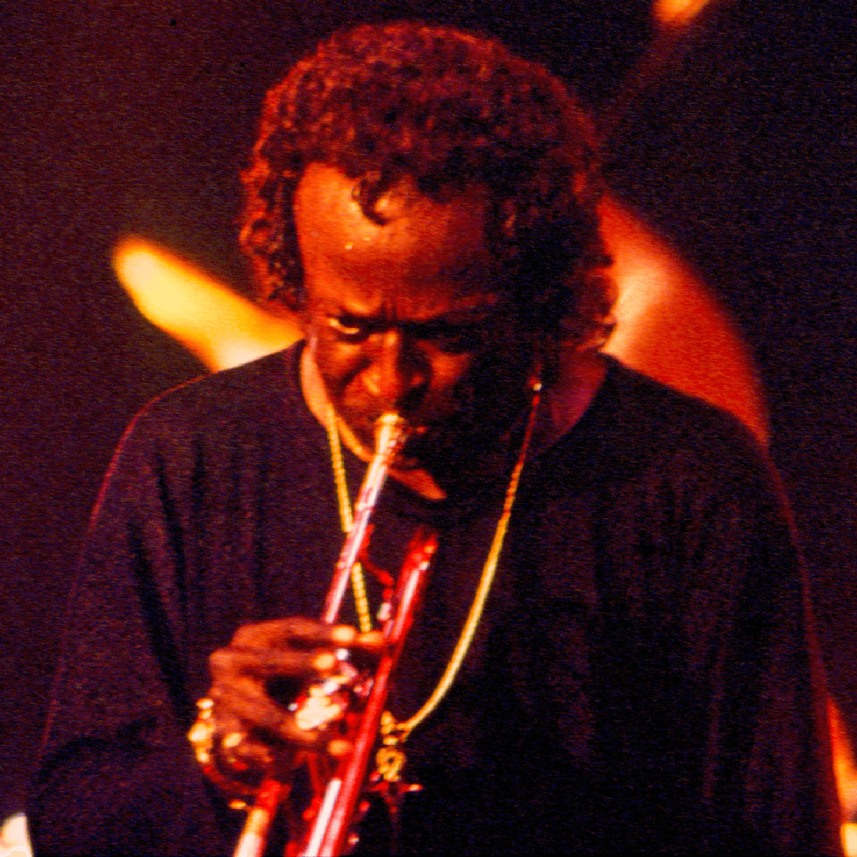 MILES 100