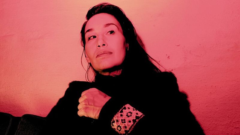 Nive & the deer children