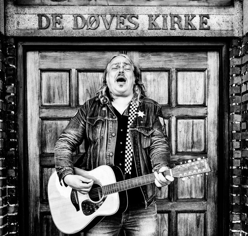 Uffe Lorenzen – Solo