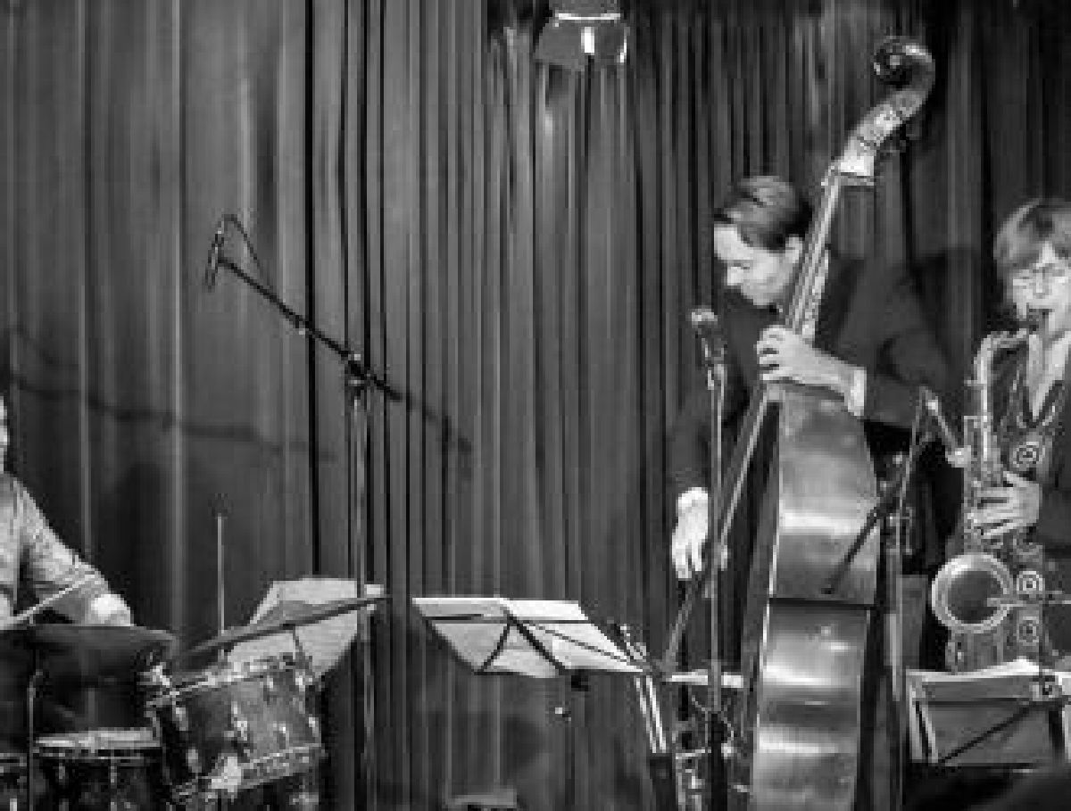 Paradise Jazz: Bévort 3