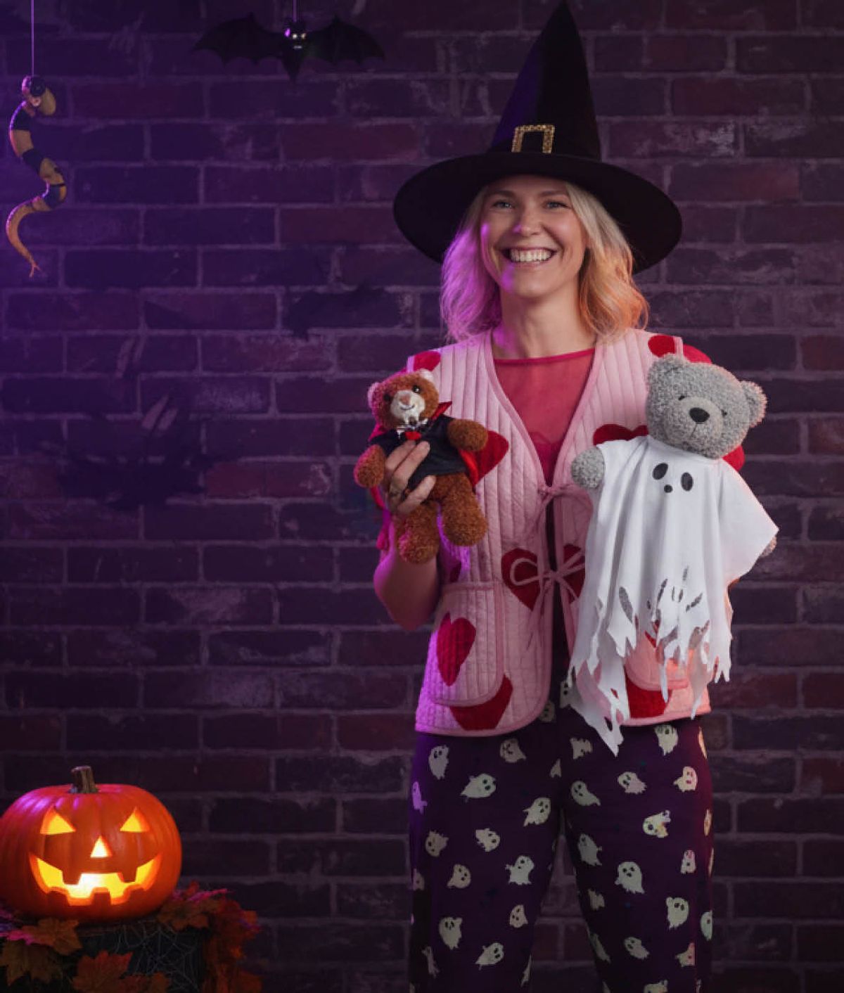 Blæs og bøh - Halloween med Kira og Jeppe
