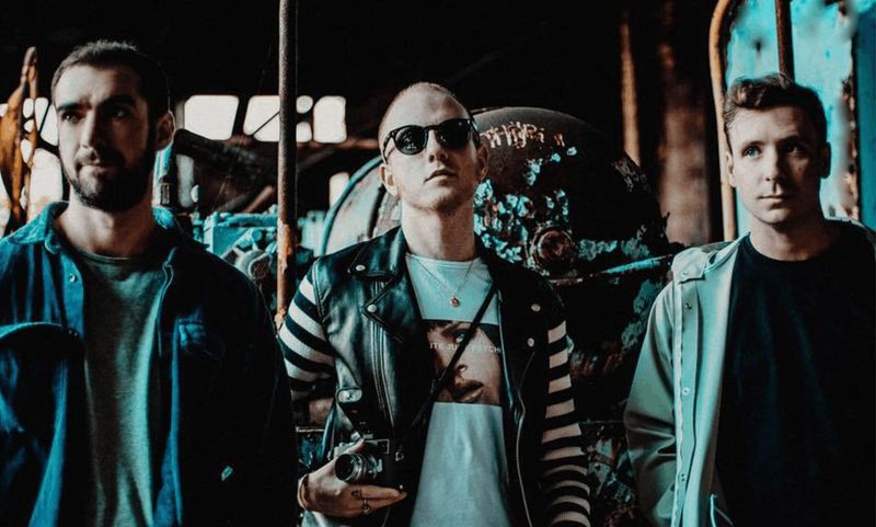 TWO DOOR CINEMA CLUB