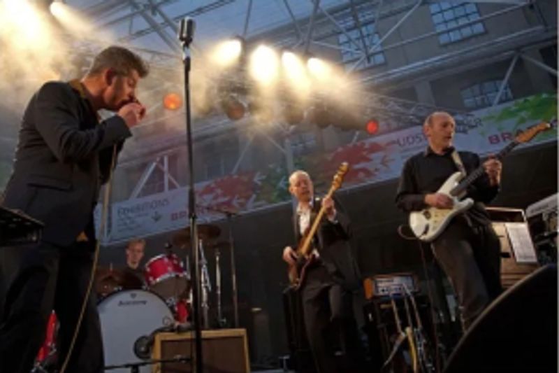 Harpin' Wolf & The Black Sheep