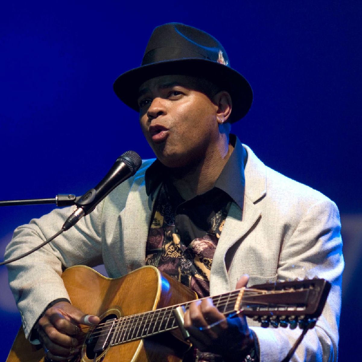 Guy Davis (US)
