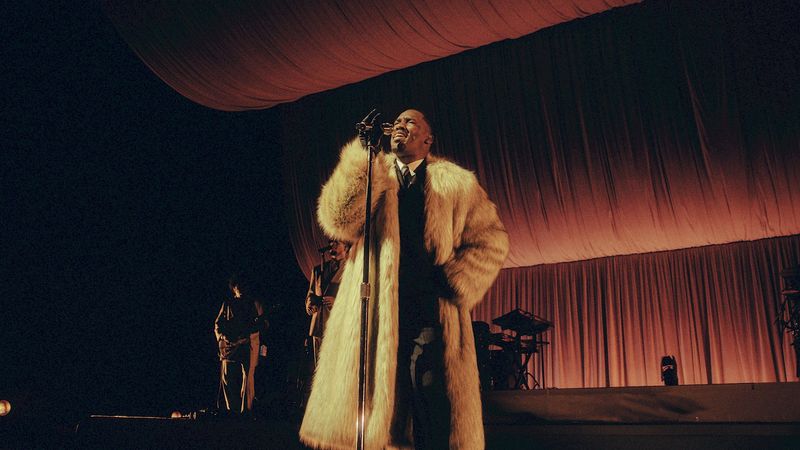 GIVĒON - Support: Sasha Keable + Opening act: Baby Rose