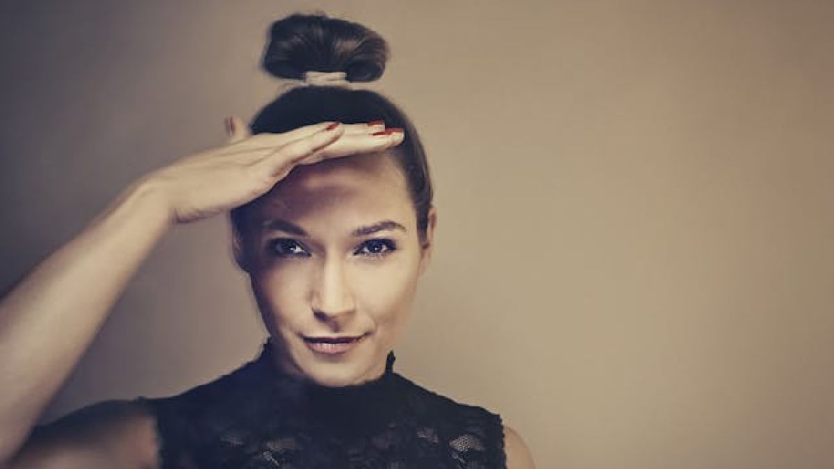Kiss Kiss Bang Bang feat. Alice Carreri & Peter Rosendahl - James Bond numre for fuld udblæsning!