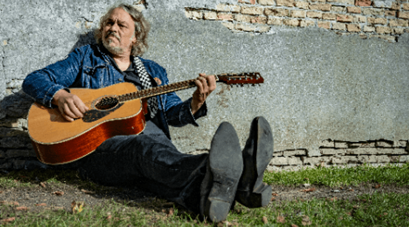 Uffe Lorentzen & Support: Trine Trash