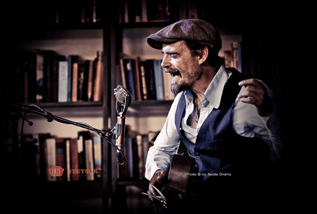 Café Blues Corner - Tim Lothar