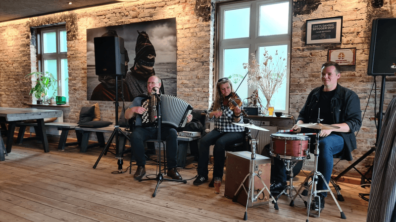 Tove de Fries og 2 x Mouritzen