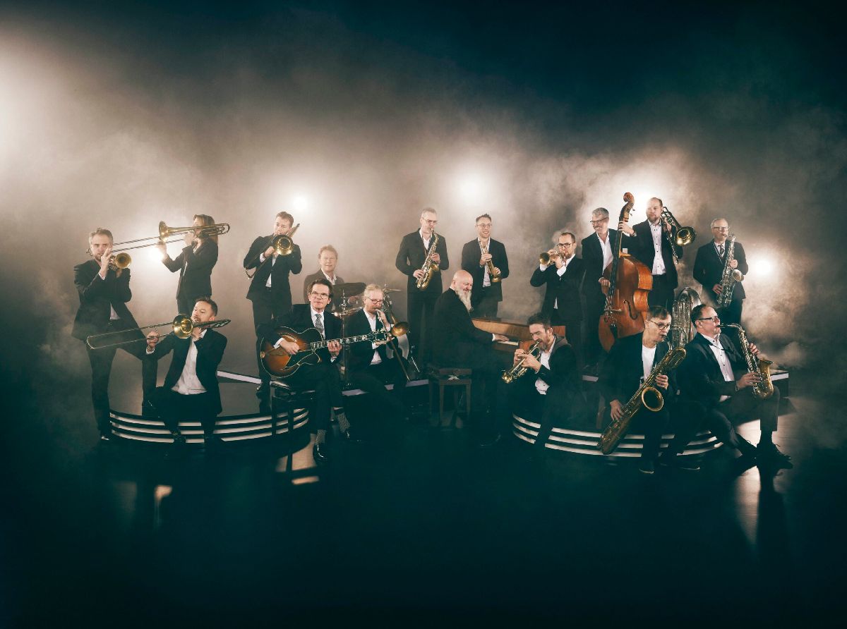 DR Big Band og chefdirigent Miho Hazama