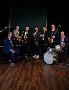 Barfoeds Jump Band