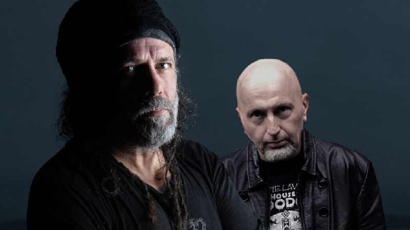 SIX FEET UNDER