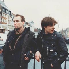 Nikolaj Og Piloterne
