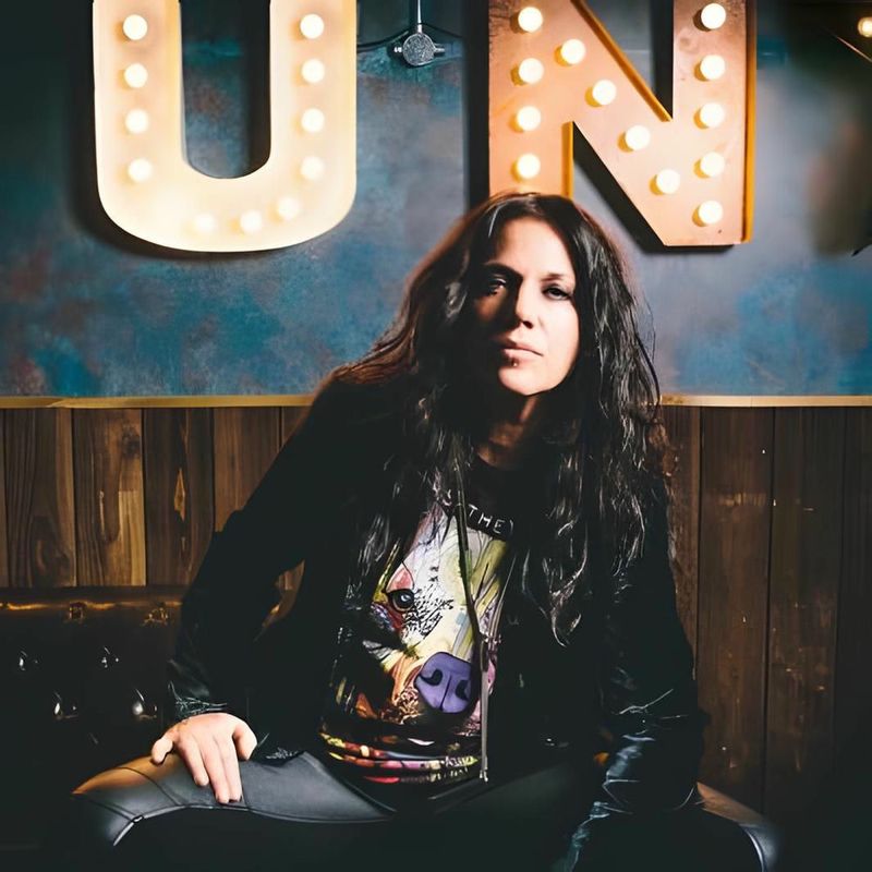Sari Schorr