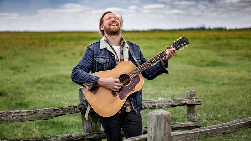 Fredagsbar Live: Stefan Mørk