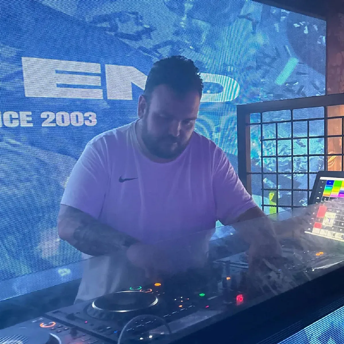 DJ CASPER FINK