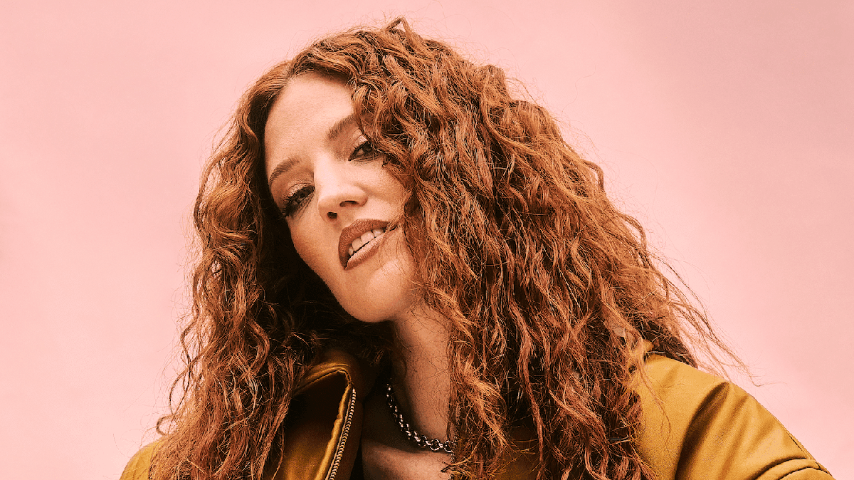 Jess Glynne