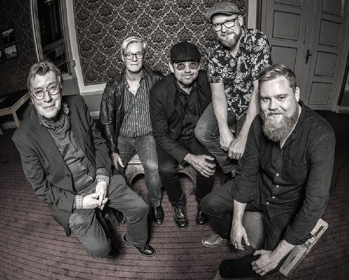 JB & The Hûggli Blues Band