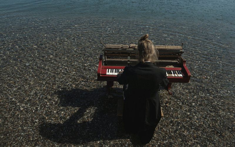 Carsten Kær Solo piano